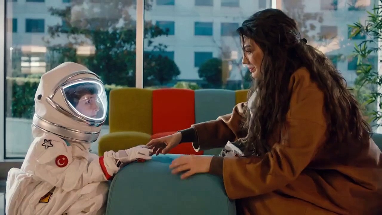 Adım Farah Episode 1 – Story & Review